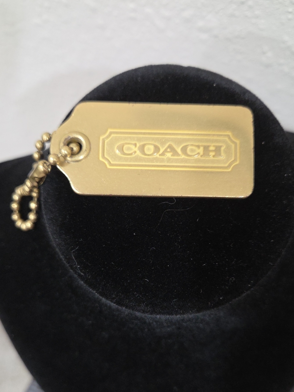 Coach Gold Logo Hang Tag Brass